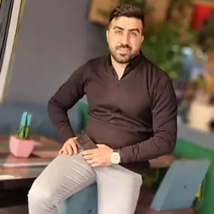 بیوگرافی سیروس یاری نژاد