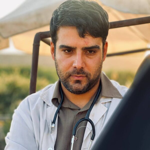 بیوگرافی فاضل نادری نسب